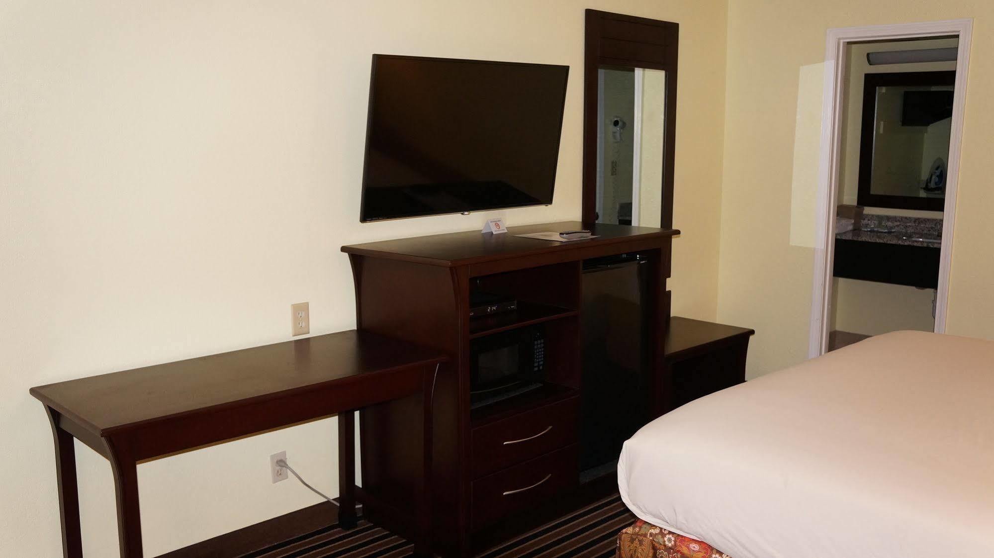 Regency Inn Pittsburg Eksteriør bilde